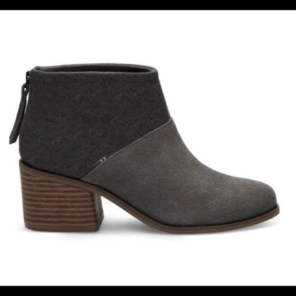 TOMS gray wool / leather Lacey heeled ankle booties size 9